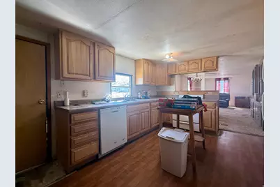 2308 E Highway 40, Naples, UT 84078 - Photo 16