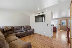 3291 W 12075 S, Riverton, UT 84065 - Photo 8