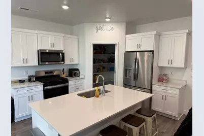 1643 S Star Springs Drive Dr, Washington, UT 84780 - Photo 4