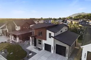 1326 E Sunset Ct, Ogden, UT 84403 - Photo 2