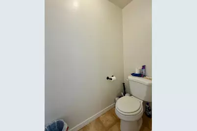 393 E 600 S #H, Vernal, UT 84078 - Photo 8