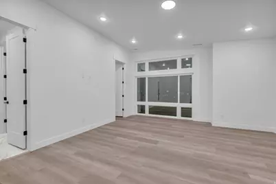 528 E Gilmour St, Grantsville, UT 84029 - Photo 26