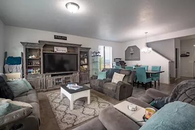 6426 W Chan Reese Dr, West Jordan, UT 84081 - Photo 2