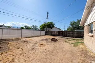 3373 S 2040 W, West Valley, UT 84119 - Photo 18