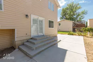 2275 E 3350 N, Layton, UT 84040 - Photo 36