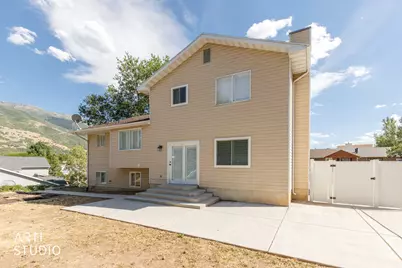 2275 E 3350 N, Layton, UT 84040 - Photo 32