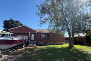 289 E 4475 S, Washington Terrace, UT 84405 - Photo 1