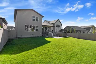 6025 N Angels Landing Dr, Mountain Green, UT 84050 - Photo 4