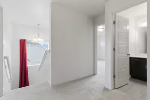 8046 S 6910 W, West Jordan, UT 84081 - Photo 30