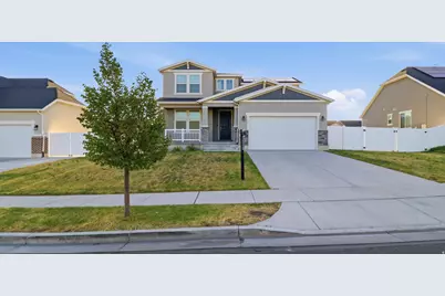 8046 S 6910 W, West Jordan, UT 84081 - Photo 2