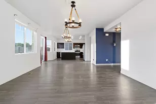 8046 S 6910 W, West Jordan, UT 84081 - Photo 6