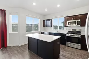 8046 S 6910 W, West Jordan, UT 84081 - Photo 8