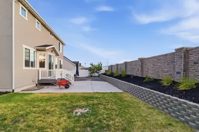 8046 S 6910 W, West Jordan, UT 84081 - Photo 34