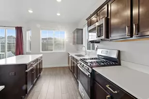 8046 S 6910 W, West Jordan, UT 84081 - Photo 10