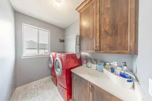 624 S Maxwell Dr, Grantsville, UT 84029 - Photo 16