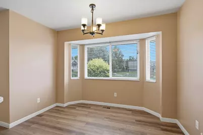 84 Belmore Dr, Kaysville, UT 84037 - Photo 12