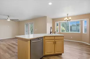 84 Belmore Dr, Kaysville, UT 84037 - Photo 14