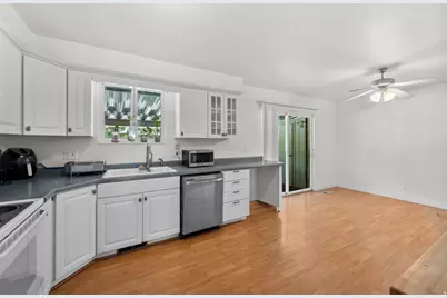 26 W La Vista Dr S #26, West Jordan, UT 84088 - Photo 8