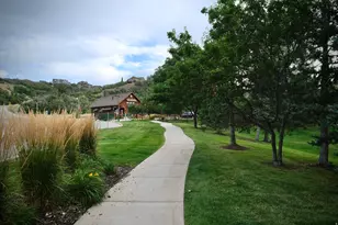 14797 S Glacial Peak Dr, Draper, UT 84020 - Photo 16