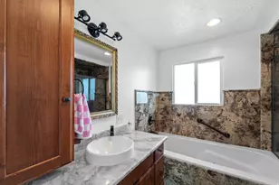 4717 S Spicewood Cir W, Taylorsville, UT 84129 - Photo 12