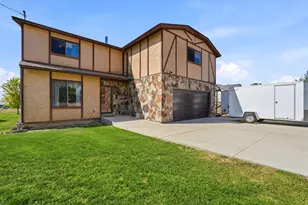 748 E Antelope Dr N, Layton, UT 84041 - Photo 1