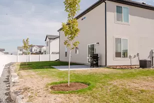 3201 N 3475 W, Plain City, UT 84404 - Photo 8