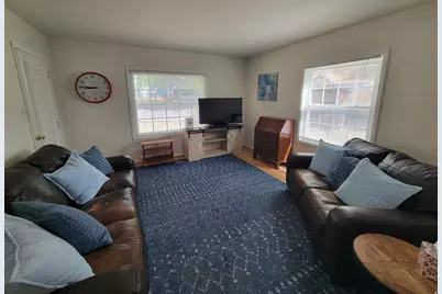 8588 S 100 E, Sandy, UT 84070 - Photo 4