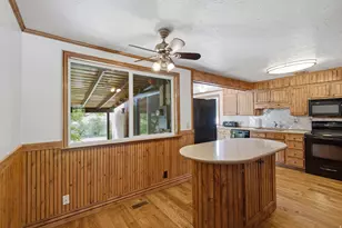 192 E 7845 S, Sandy, UT 84070 - Photo 8