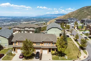 2117 E Glamis Ct S, Draper, UT 84020 - Photo 2