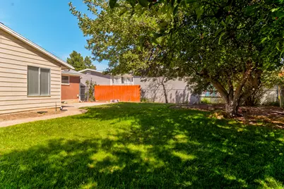 325 S 900 E, Kaysville, UT 84037 - Photo 22