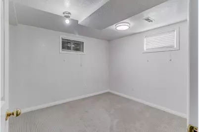 325 S 900 E, Kaysville, UT 84037 - Photo 18