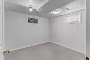 325 S 900 E, Kaysville, UT 84037 - Photo 18