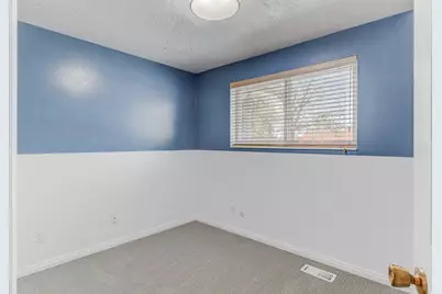 325 S 900 E, Kaysville, UT 84037 - Photo 12