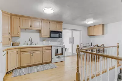 325 S 900 E, Kaysville, UT 84037 - Photo 4