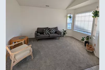 4046 S 850 W, Riverdale, UT 84405 - Photo 2