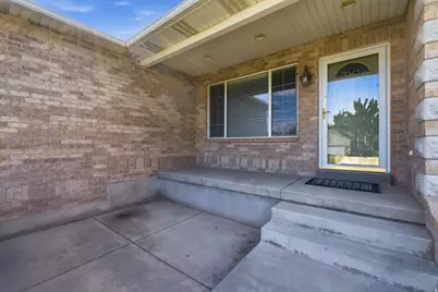5371 W Fieldbury Cir S, West Valley, UT 84120 - Photo 4
