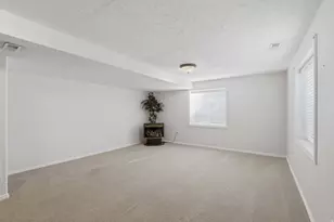 5371 W Fieldbury Cir S, West Valley, UT 84120 - Photo 28