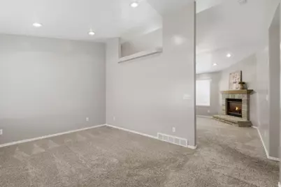 5371 W Fieldbury Cir S, West Valley, UT 84120 - Photo 6