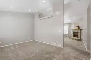 5371 W Fieldbury Cir S, West Valley, UT 84120 - Photo 6