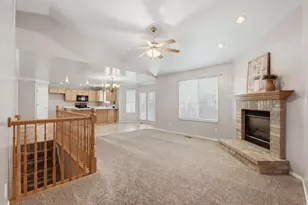 5371 W Fieldbury Cir S, West Valley, UT 84120 - Photo 10