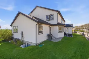 2417 E Patriot Dr, Eagle Mountain, UT 84005 - Photo 80
