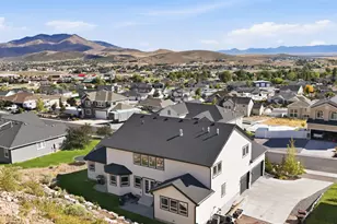 2417 E Patriot Dr, Eagle Mountain, UT 84005 - Photo 16