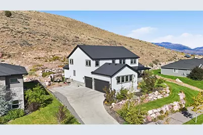 2417 E Patriot Dr, Eagle Mountain, UT 84005 - Photo 6