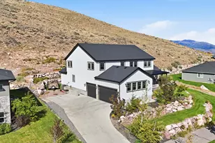 2417 E Patriot Dr, Eagle Mountain, UT 84005 - Photo 6