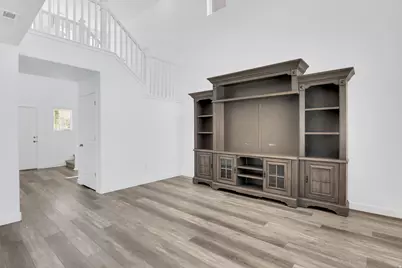 2064 W 3360 S, Syracuse, UT 84075 - Photo 2