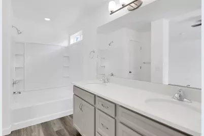 2064 W 3360 S, Syracuse, UT 84075 - Photo 12