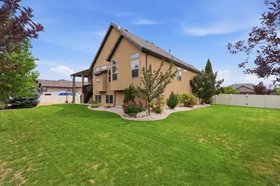 2662 W 2325 N, Farr West, UT 84404 - Photo 4