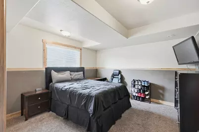 2662 W 2325 N, Farr West, UT 84404 - Photo 40