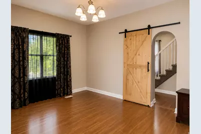 579 E Cross St, Ogden, UT 84404 - Photo 2