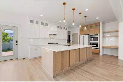 11524 S Silver Pond Dr W, South Jordan, UT 84009 - Photo 4